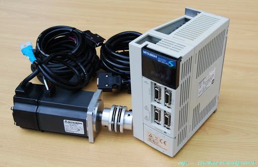 DRIVER SERVO MR-J4-10A+ HG-KP13(MP13)