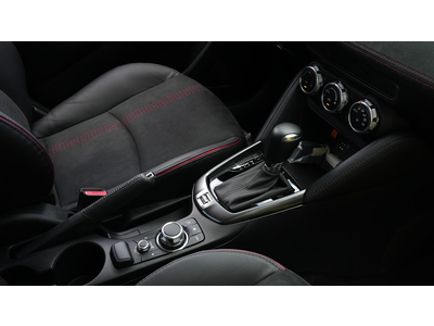 New Mazda 2 1.5 Luxury