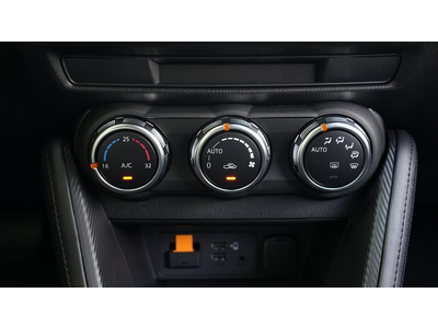 New Mazda 2 1.5 Sport Luxury