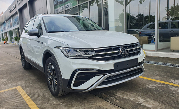 Volkswagen Tiguan Allspace 2.0L - Hình 1 Xe Volkswagen Tiguan Allspace mang đến những giá trị đích thực trong phân khúc xe nhập khẩu đến từ thương hiệu của Đức dành cho người Việt