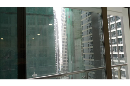 Dự án phục hồi kính trầy xước tại tòa p5 khu Vinhome Center Tân Cảng