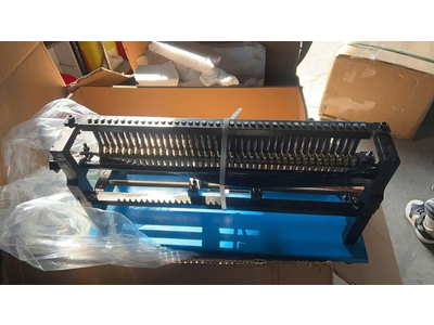 Máy khắc vạch thép thanh