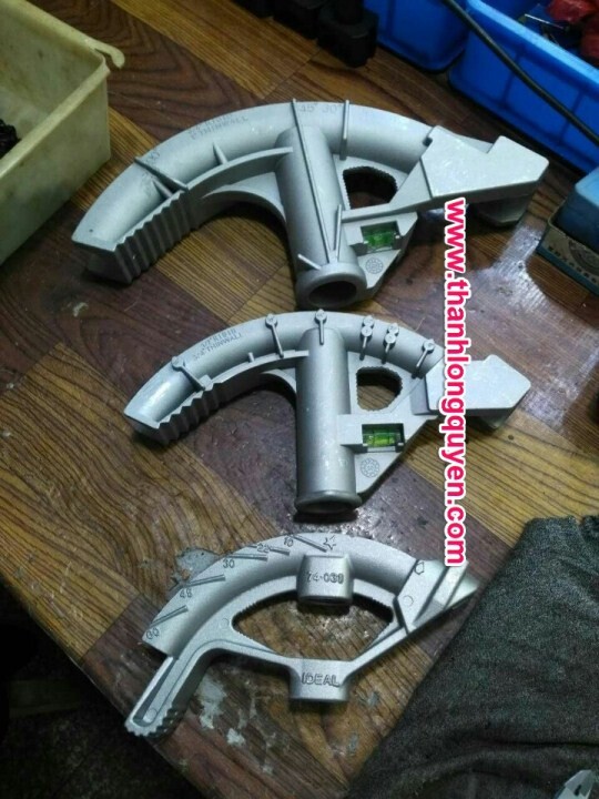 DỤNG CỤ UỐN ỐNG THÉP LUỒN DÂY ĐIỆN 19MM 20MM