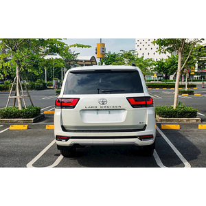 Toyota Land Cruiser LC300 HEV