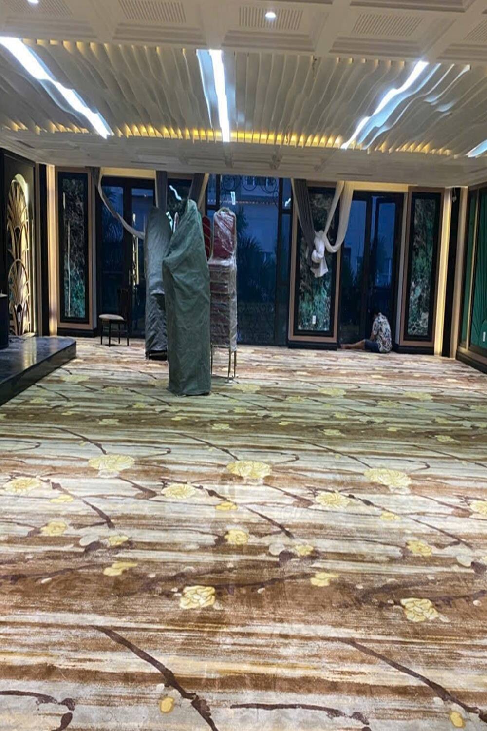 Thảm trải sàn cuộn hoa văn sợi nylon cao cấp DV-LUXURY DV29 HNO