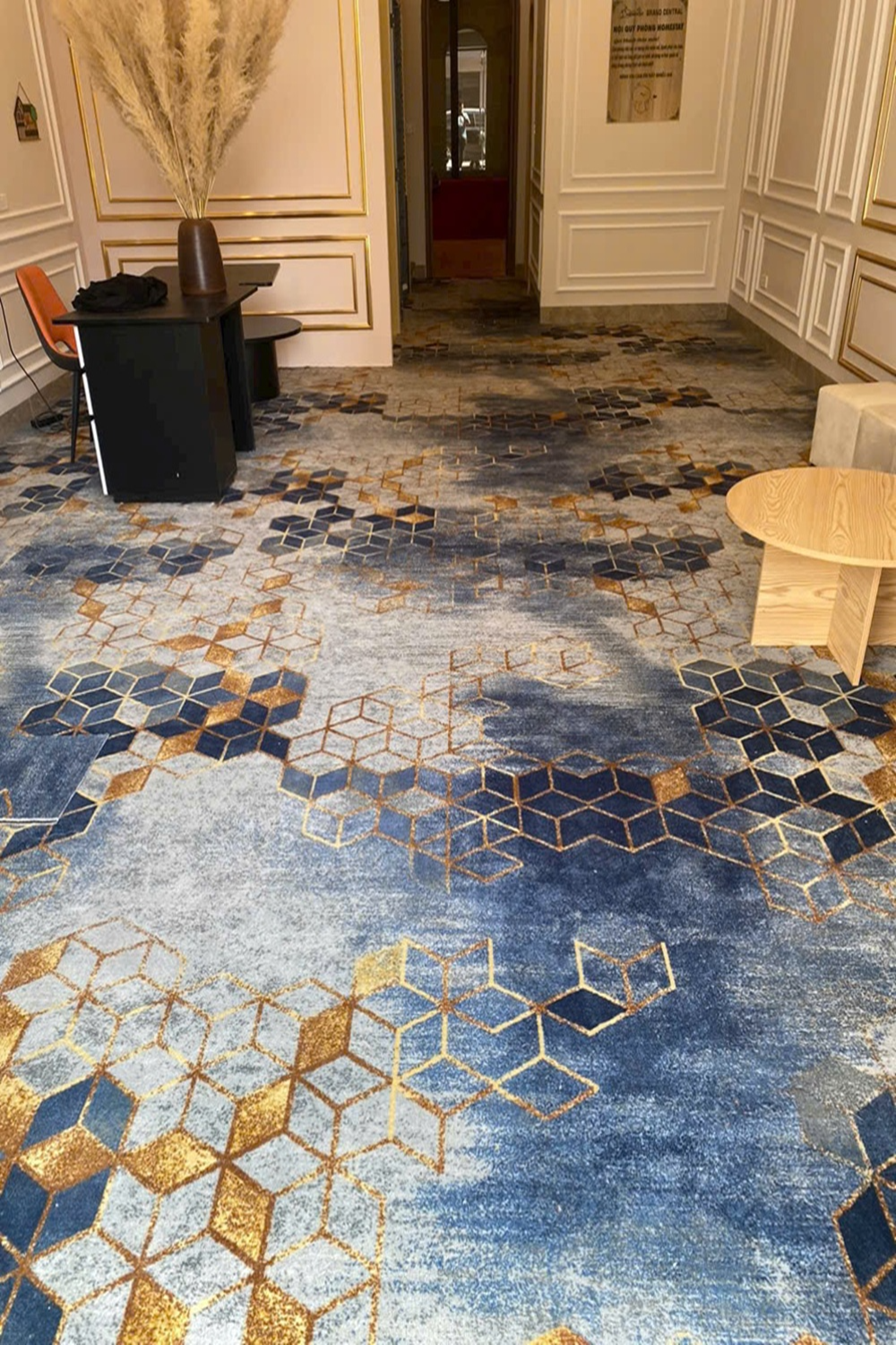 Thảm trải sàn cuộn hoa văn sợi nylon cao cấp DV-LUXURY DV027 HMV