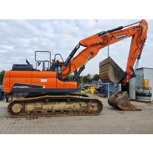 Máy xúc đào doosan bánh xích DX225LC-7M