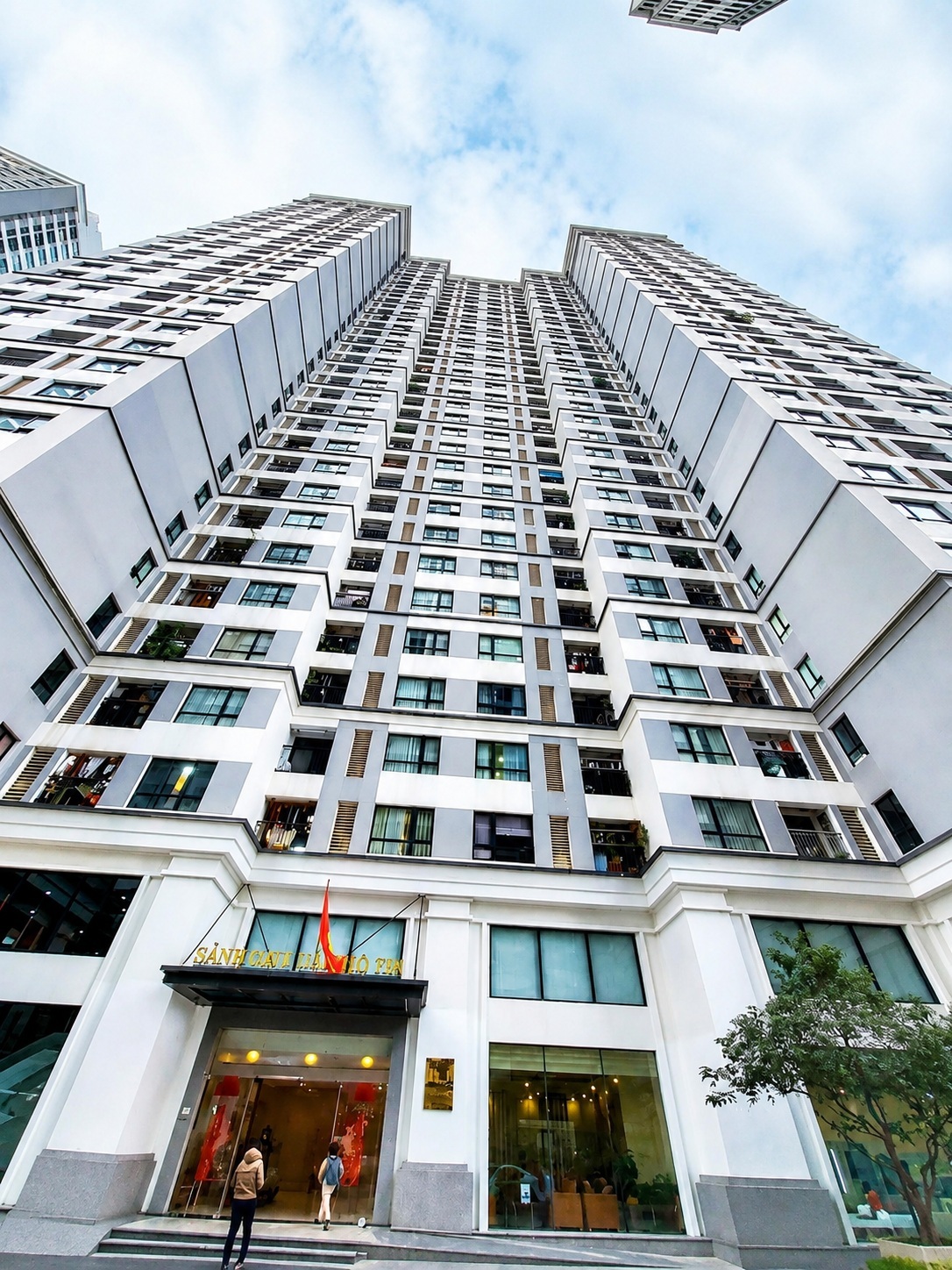Bán Căn Hộ Tòa T18 Vinhomes Time City, Full tiện ích, 96m2, 3PN 2WC, Giá thương lượng
