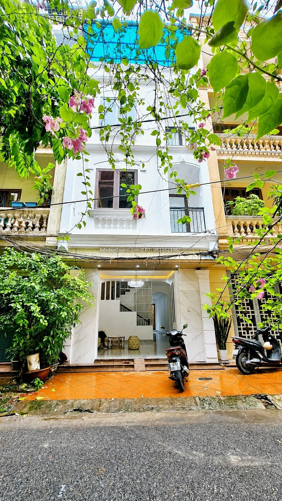 Bán Nhà Phân Lô Trương Định, Hai Bà Trưng, 62m², 4 Tầng, Mặt Tiền 4.7m, Ô Tô Tránh, Vỉa Hè