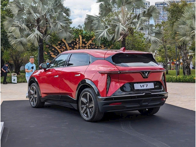 VF7 Plus -GIÁ LĂN BÁNH - ĐÃ BAO GỒM PIN