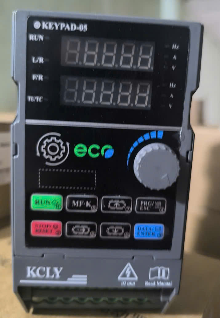 Biến tần EDK580, Biến tần EDK580004A0S2