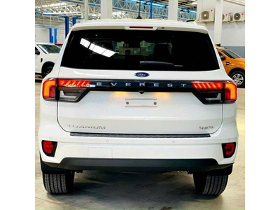 Everest Titanium 2.0L AT 4x4 2025