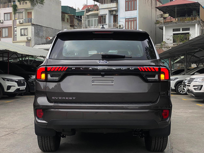 Ford Everest Platinum 2.0L 4x4 AT