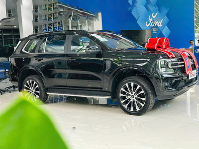 All New Ford Everest Platinum+ 2.3L 4x4 (Máy Xăng)