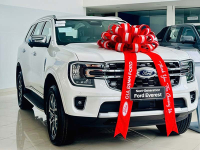 Everest Titanium 2.0L AT 4x2 2025