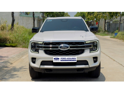 Everest Titanium 2 cầu 2023