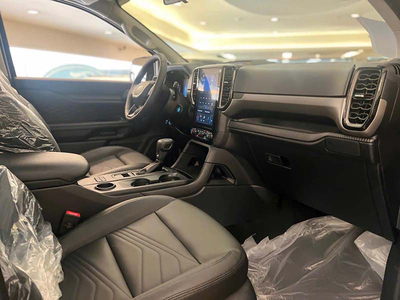 Everest Titanium 2.0L AT 4x2 2025