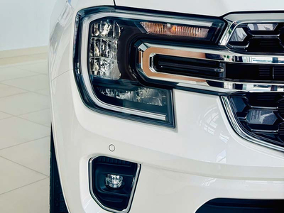 Everest Titanium 2.0L AT 4x2 2025