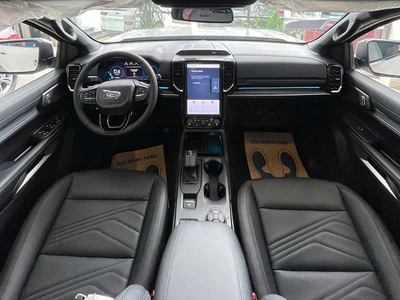 Everest Titanium 2.0L AT 4x2 2025