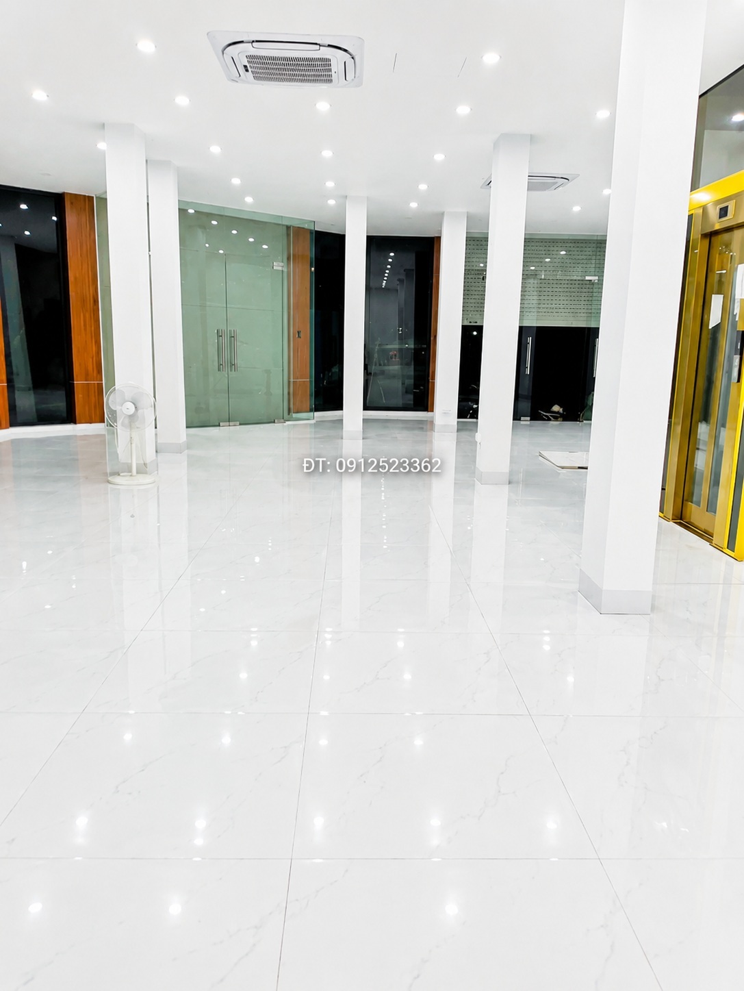 Bán tòa nhà lô góc KĐT Đại Kim, Kinh doanh sầm uất, 139m2, 5 Tầng