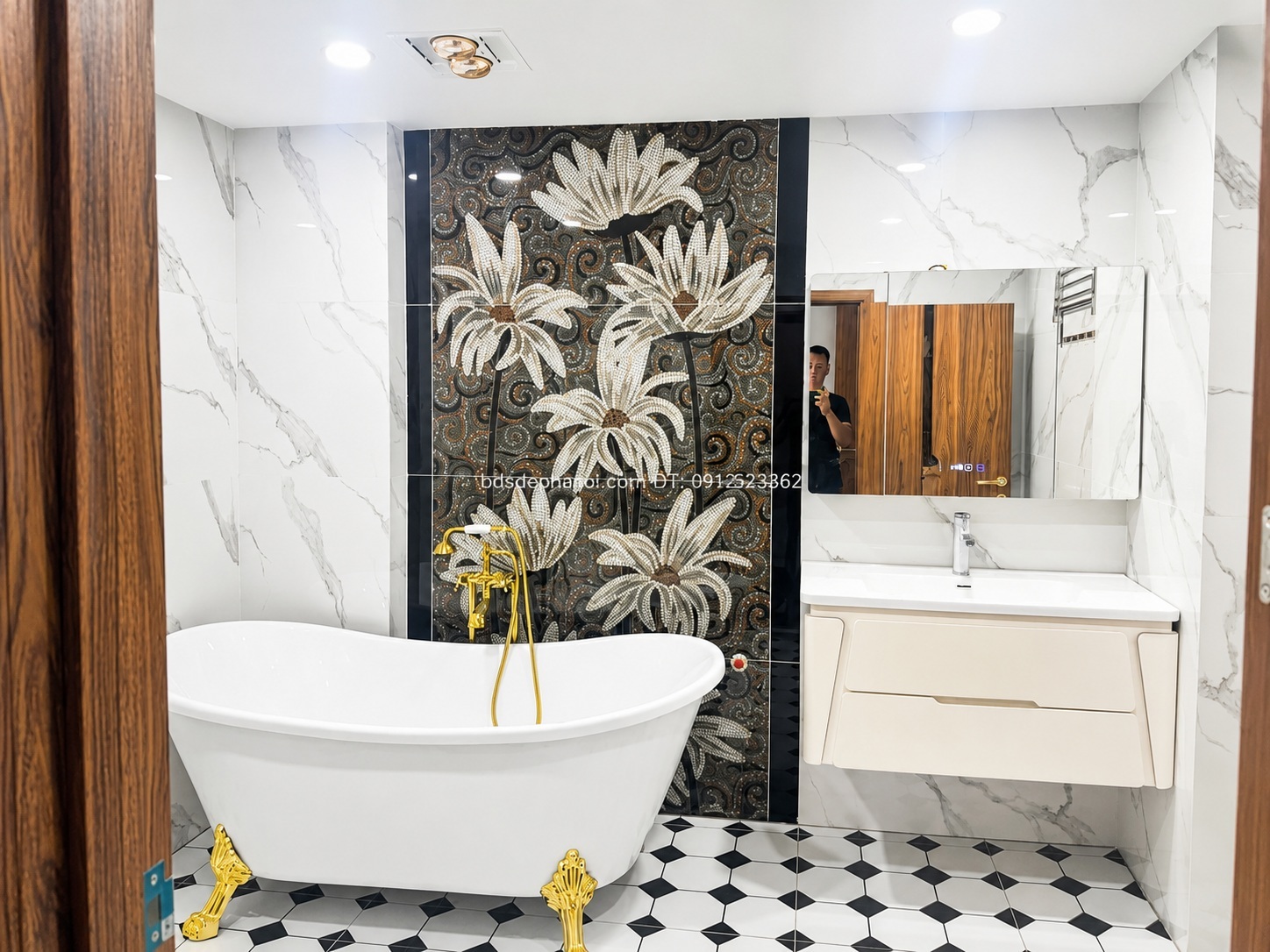 Bán Tòa Nhà Mặt Phố Đại La, 63m², 8 Tầng, Thang Máy, Dòng Tiền Văn Phòng