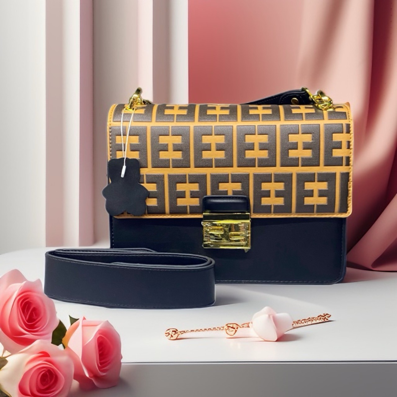 TÚI XÁCH NỮ /ĐEO CHÉO DA DẬP CHỮ NỔI MAXI CAN E FF2135