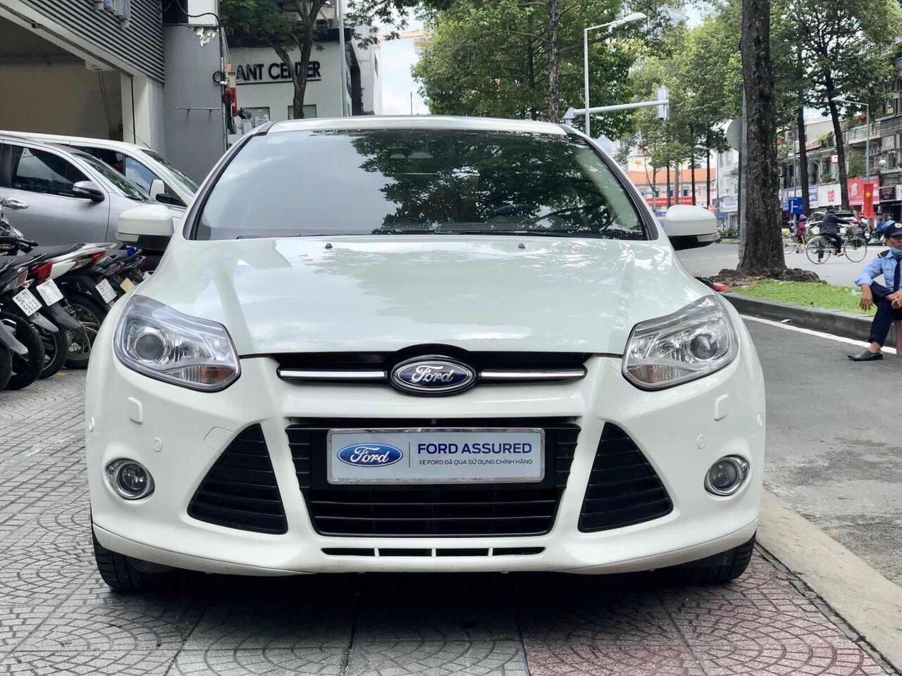 Khó bán Ford Focus ở Việt Nam giảm giá mạnh