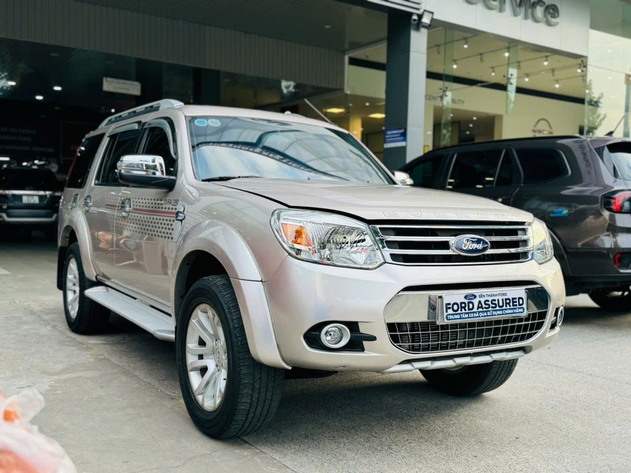 FORD EVEREST 2.5L LIMITED AT_2014