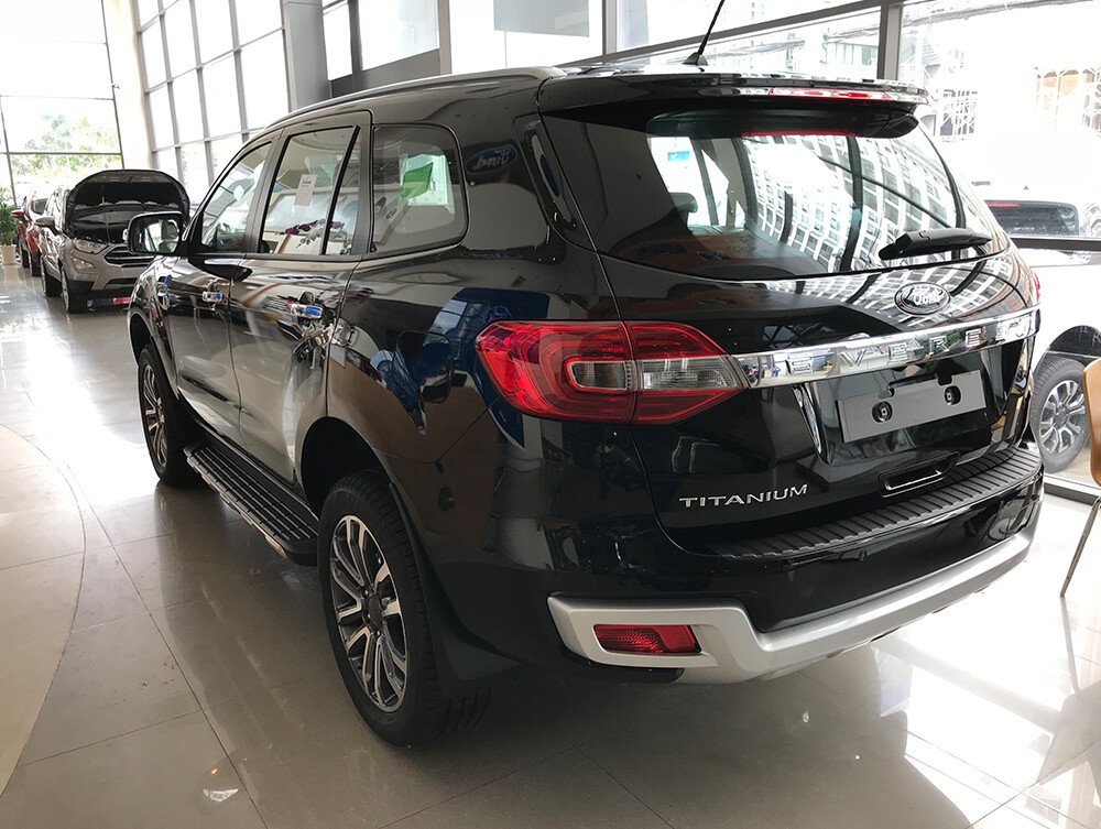 Ford Everest Trend 2.0L 4X2 AT