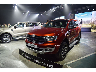 Ford Everest 2019 chính thức ra mắt, giá bán từ 910 triệu đồng