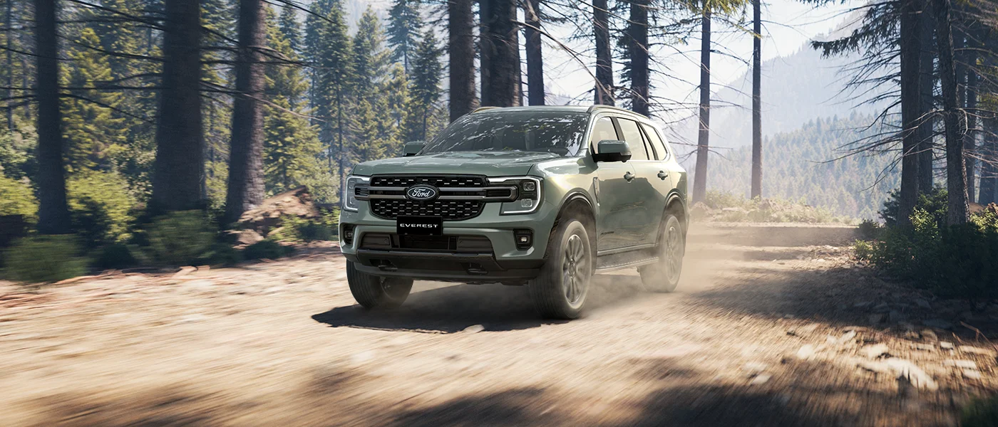 Ford Everest 2026 ra mắt Việt Nam: Bổ sung bản Platinum+ máy xăng 300 mã lực, thêm sức ép cho Santa Fe, Fortuner