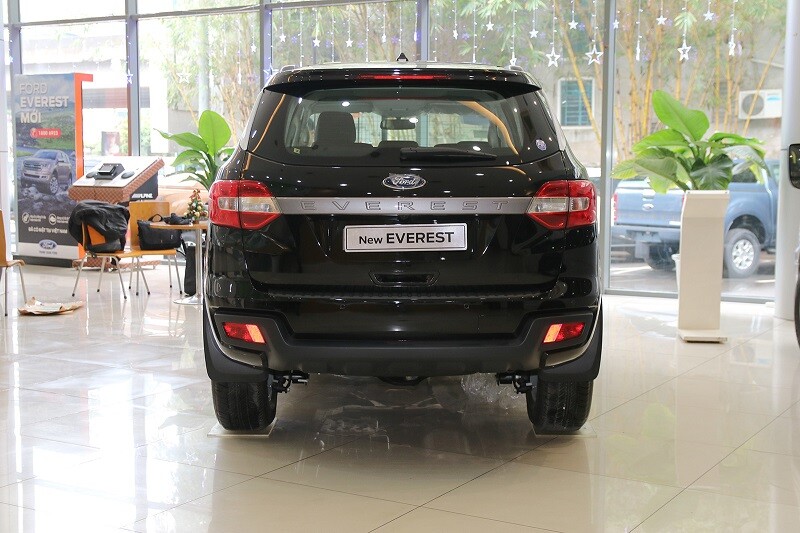 Ford Everest Ambiente 2.0L 4x2 AT