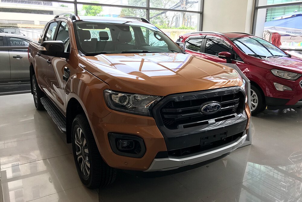 Ford Ranger mang lại cảm giác mạnh mẽ, hầm hố đầy tính thể thao nhưng không kém phần trẻ trung Ford Ranger mang lại cảm giác mạnh mẽ, hầm hố đầy tính thể thao nhưng không kém phần trẻ trung