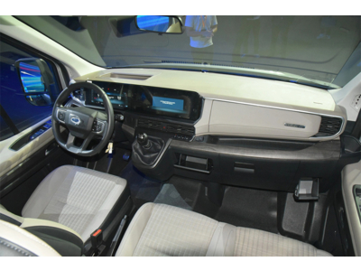 Ford Transit Limousine 10 chỗ