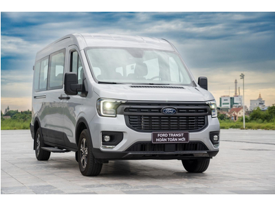 Ford Transit Trend 16 chỗ 2025