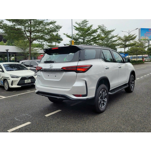 Toyota Fortuner Legender 2.7 AT 4x4