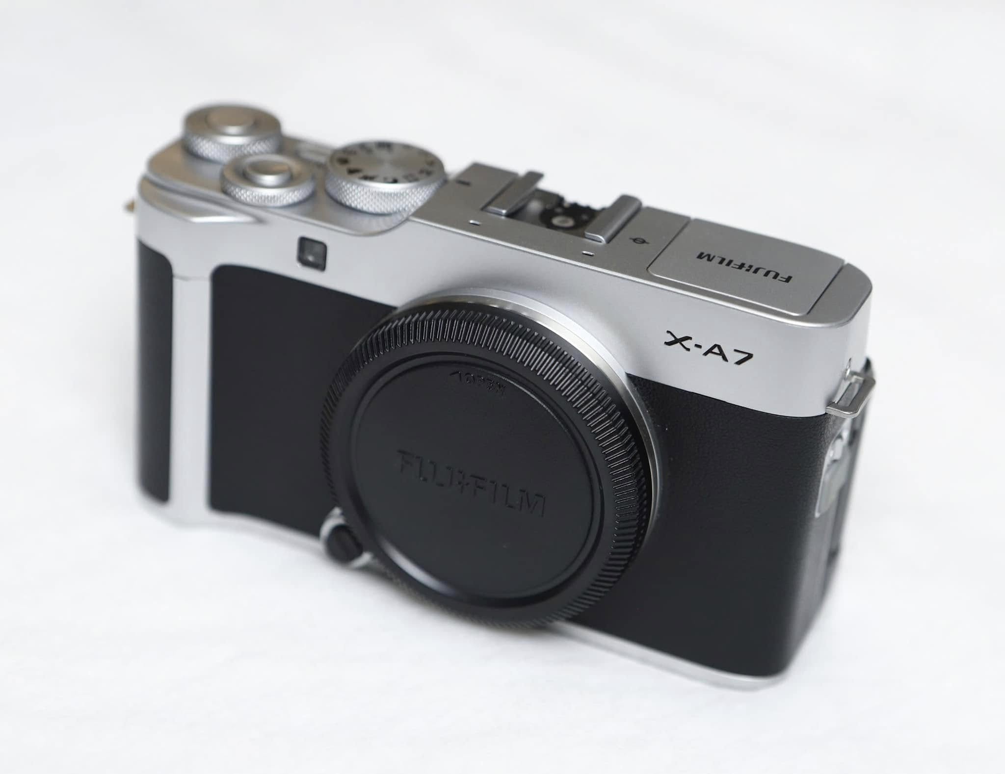 Fujifilm XA7 lướt 99% Body