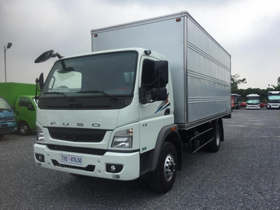 Xe tải Fuso Canter 10.4 - Thùng mui bạt - Tải 5.5 tấn