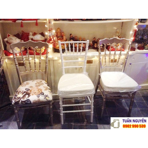 Ghế chiavari tiffany tại HCM