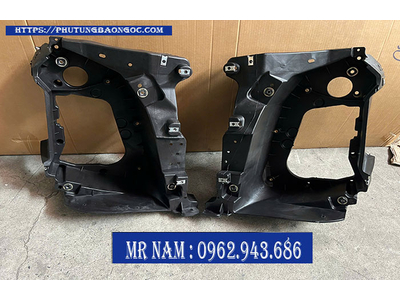 GIÁ BẮT ĐÈN PHA XE TẢI CHENGLONG H5, H7 ĐỜI MỚI GIÁ TỐT