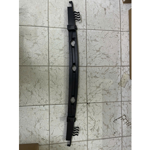 Giá bắt giữa cản trước MG5