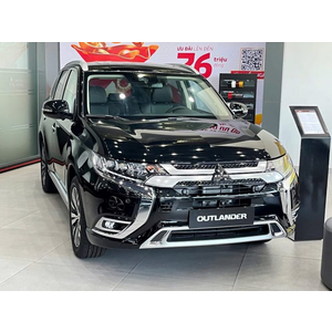 Mitsubishi Outlander Premium màu đen giá CỰC tốt
