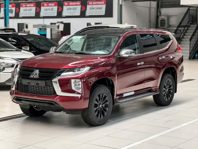 Giá lăn bánh xe Mitsubishi Pajero Sport - Tháng 10/2025