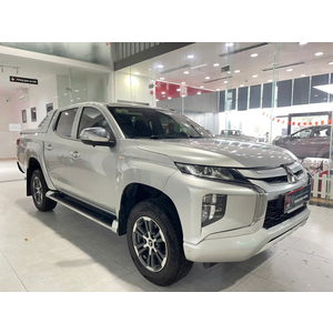 Xe bán tải Mitsubishi Triton GLX 2021 qua sử dụng