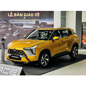 Giá xe Mitsubishi Xforce Premium màu vàng KÈM khuyến mãi