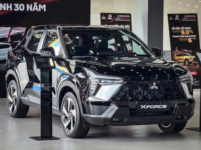 Mitsubishi Xforce Ultimate 2025 màu Đen