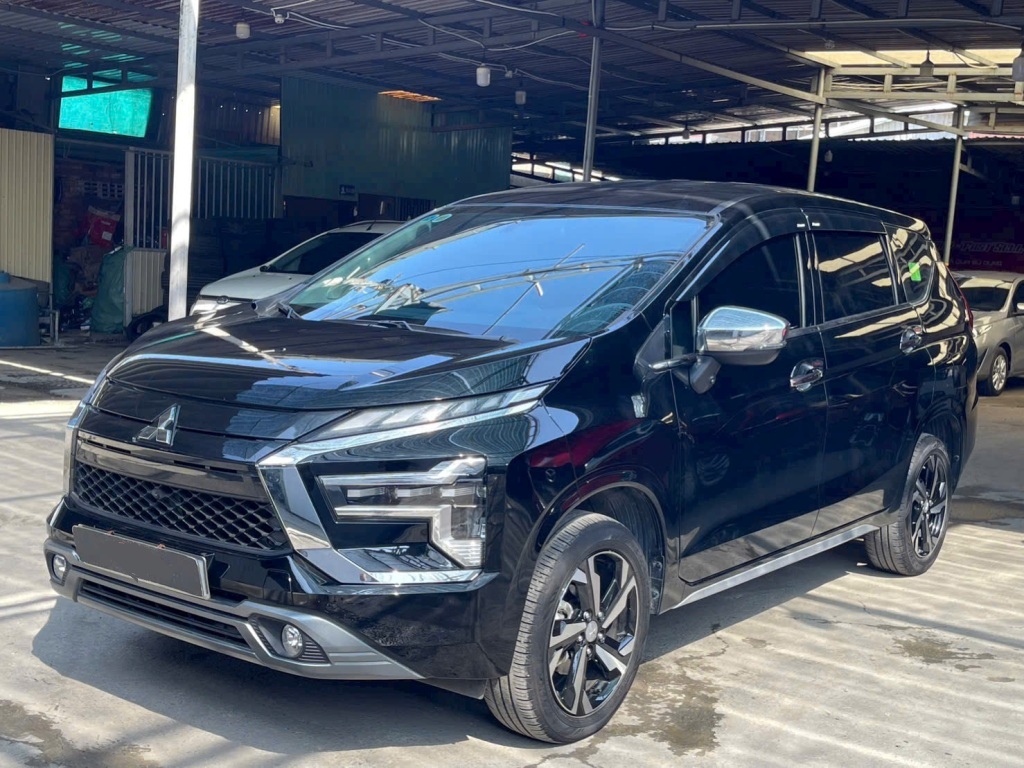 Xe LƯỚT Mitsubishi Xpander số tự động Premium màu đen