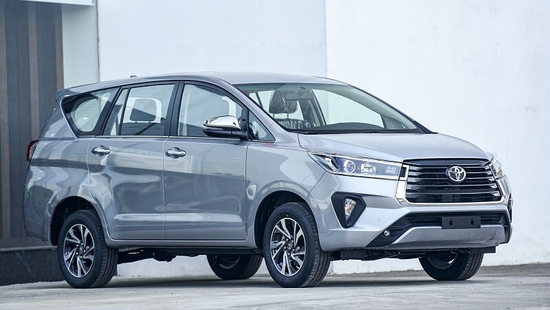 Giá xe ô tô 7 chỗ Toyota Innova các phiên bản