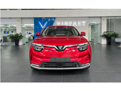 Giá xe VinFast VF8 mới nhất 2025: Bảng giá, lăn bánh & trả góp