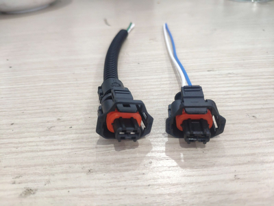 GIẮC ĐIỆN CẮM VÀO KIM PHUN XE TẢI ĐÔ THÀNH - IZ65 - IZ49/GIÁ TỐT